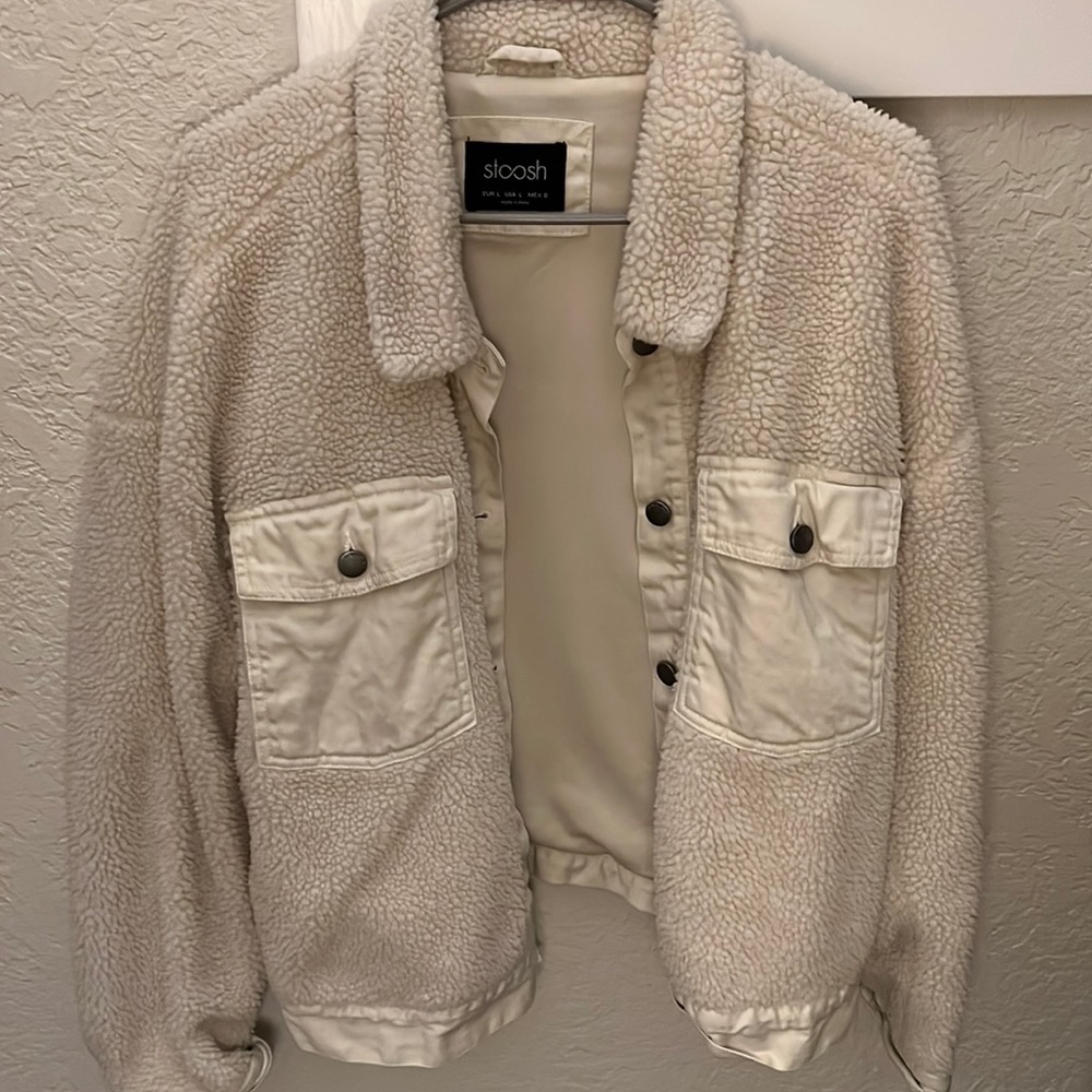 Cream sherpa